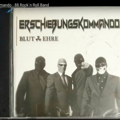 CD-Cover der Scheibe «Blut und Ehre« von Erschiessungskommando