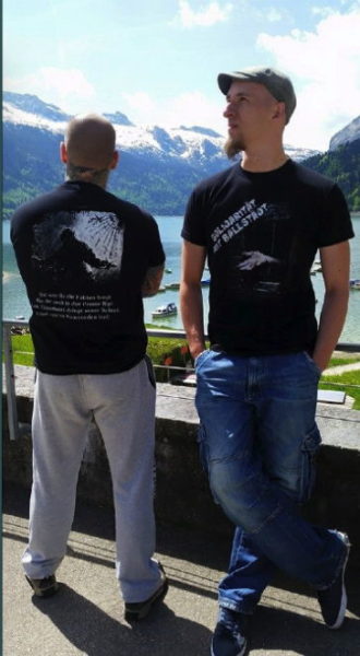 Das von Barbarossa Tattoo vertrieben Solishirt für Ballstädt (links Ciporanov, rechts Melchner)