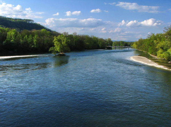 Als «Wasserschloss der Schweiz» wird die Gegend um die Vereinigung der drei Flüsse Aare, Reuss und Limmat bezeichnet.