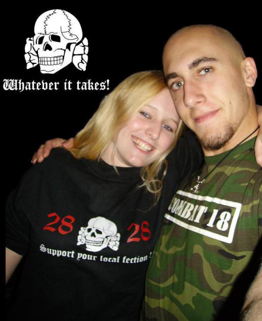 Kim Sury mit Combat 18 TShirt