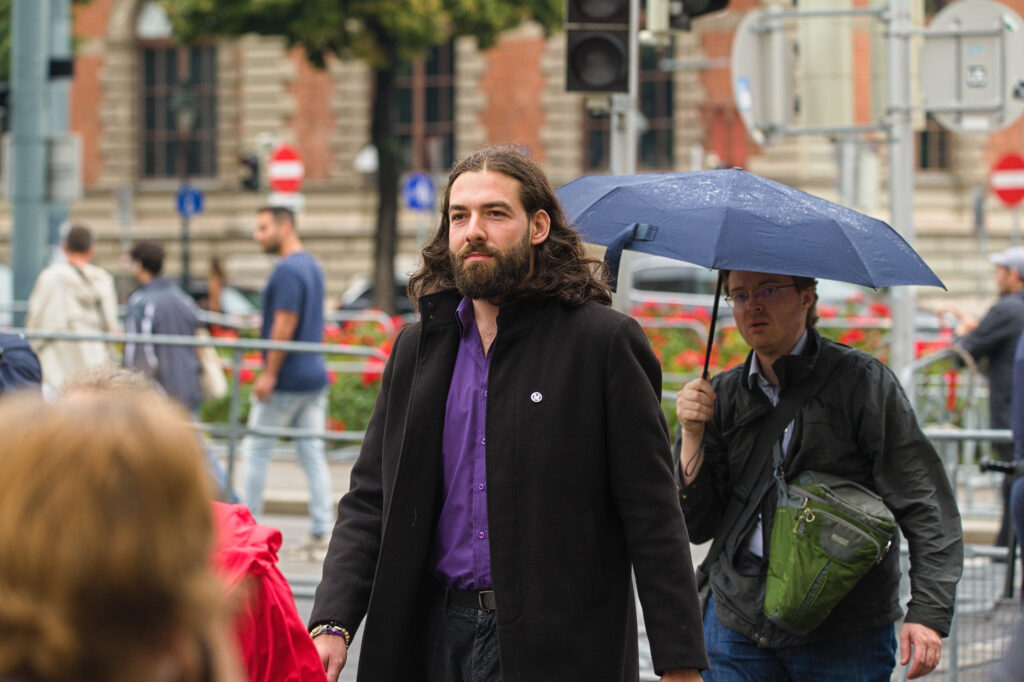 Nicolas Rimoldi und Nicolas Meyer bei der Anreise zur Neonazi Demo in Wien
